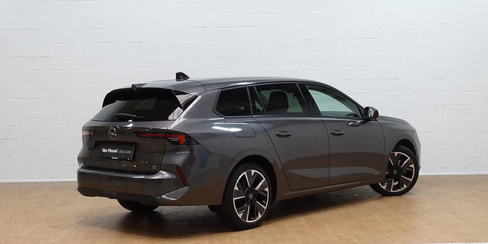 Opel-Astra-image-2