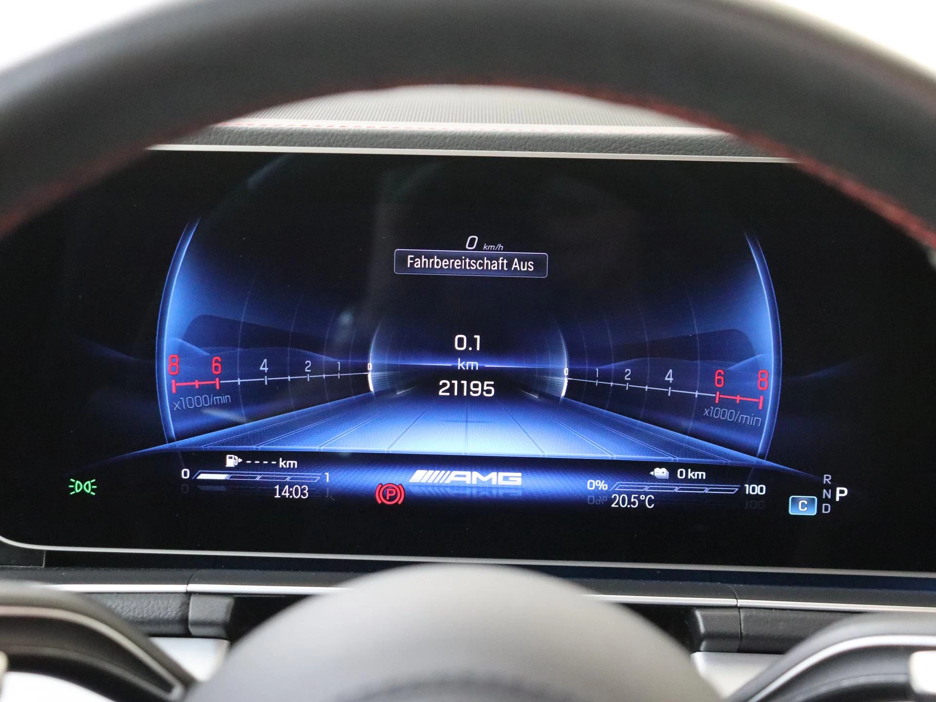 Mercedes-Benz-GLE-image-18