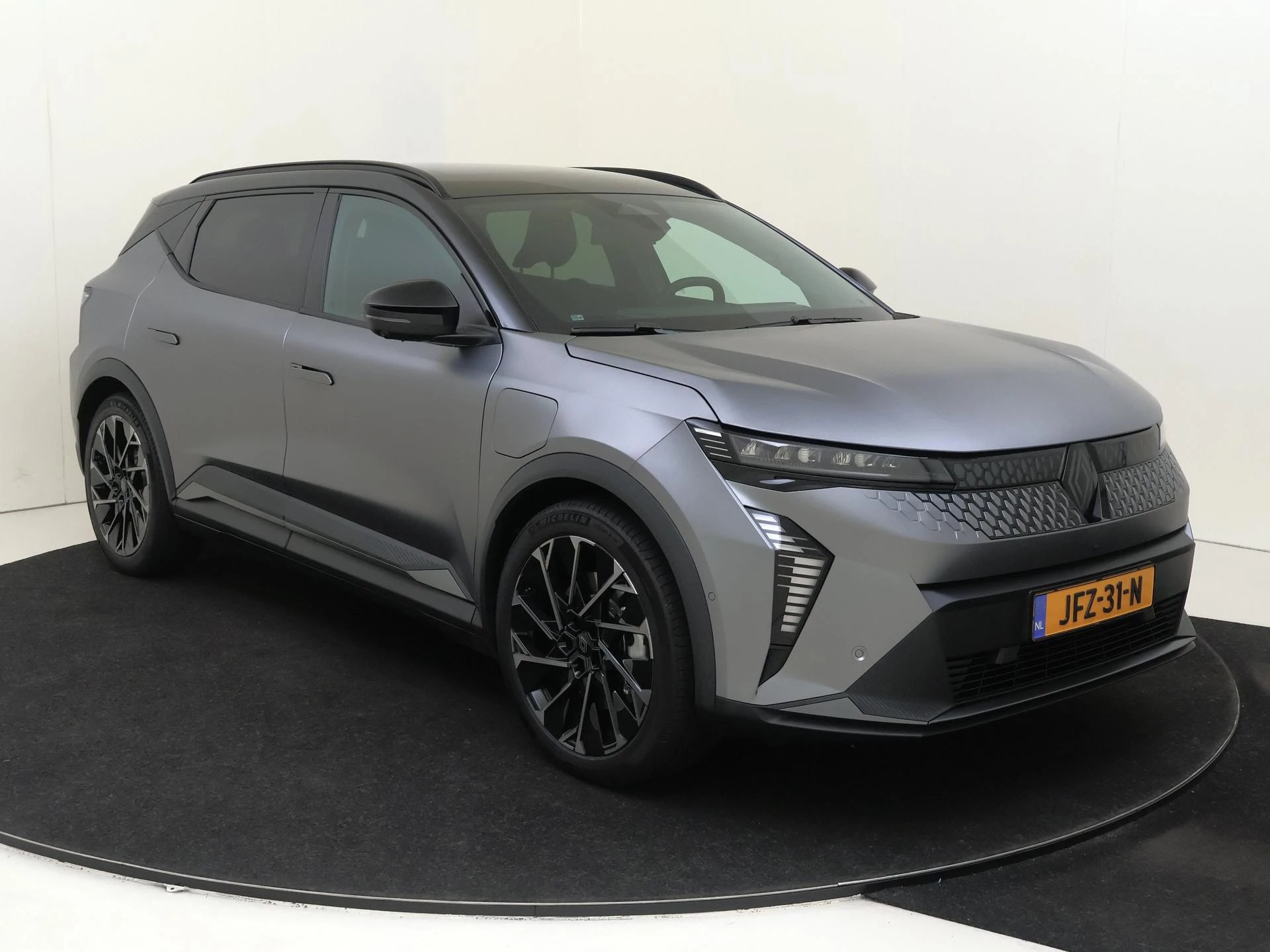 Renault-Scénic-image-2