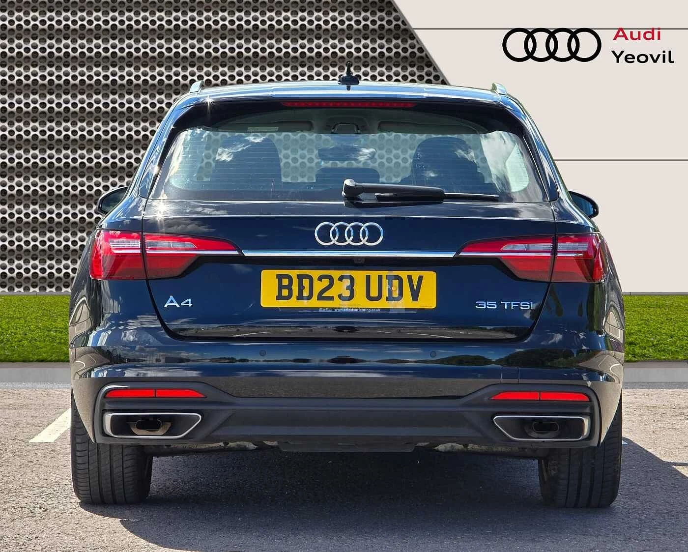 Audi-A4-image-11