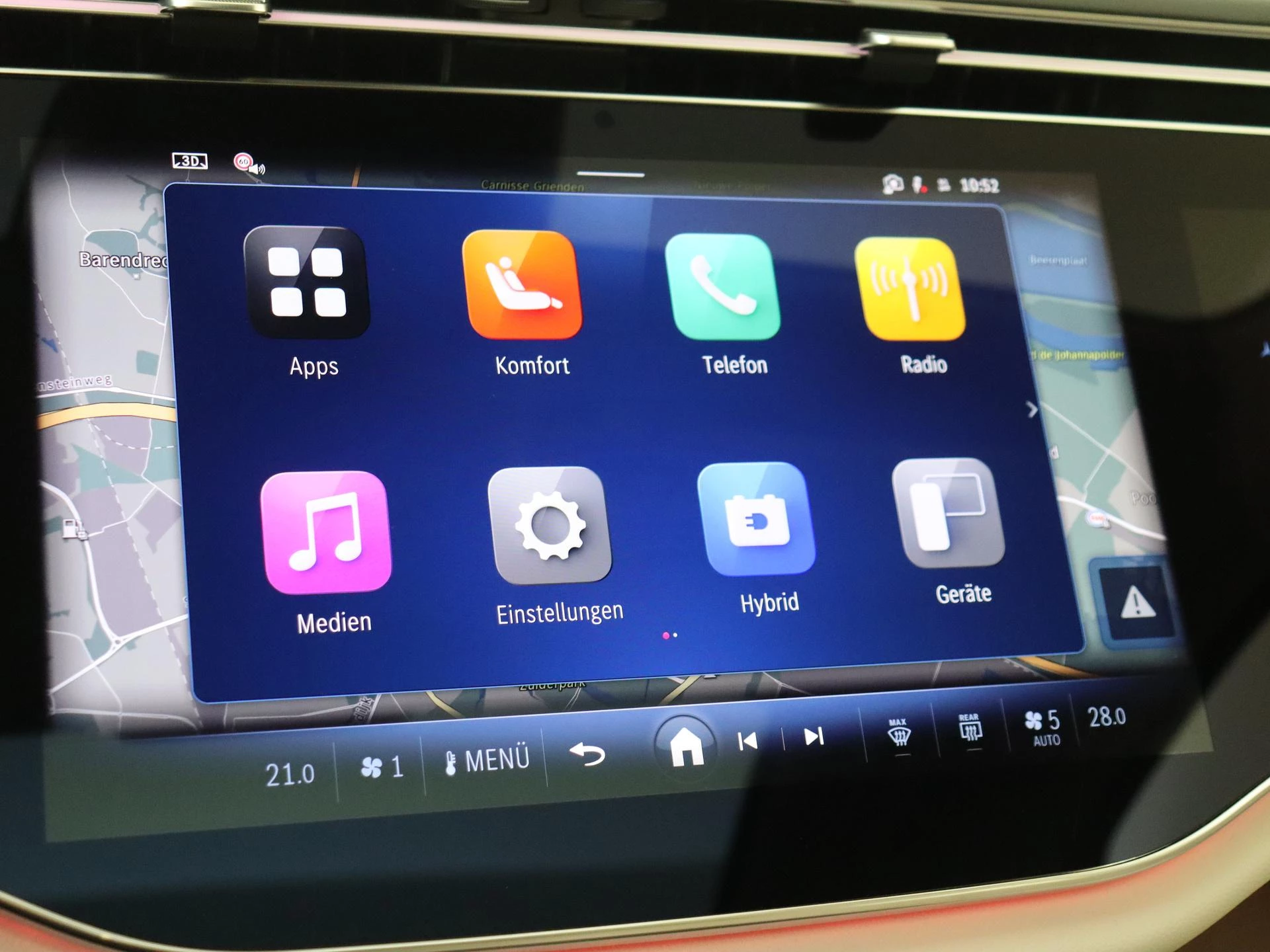 Mercedes-Benz-E-Klasse-image-18