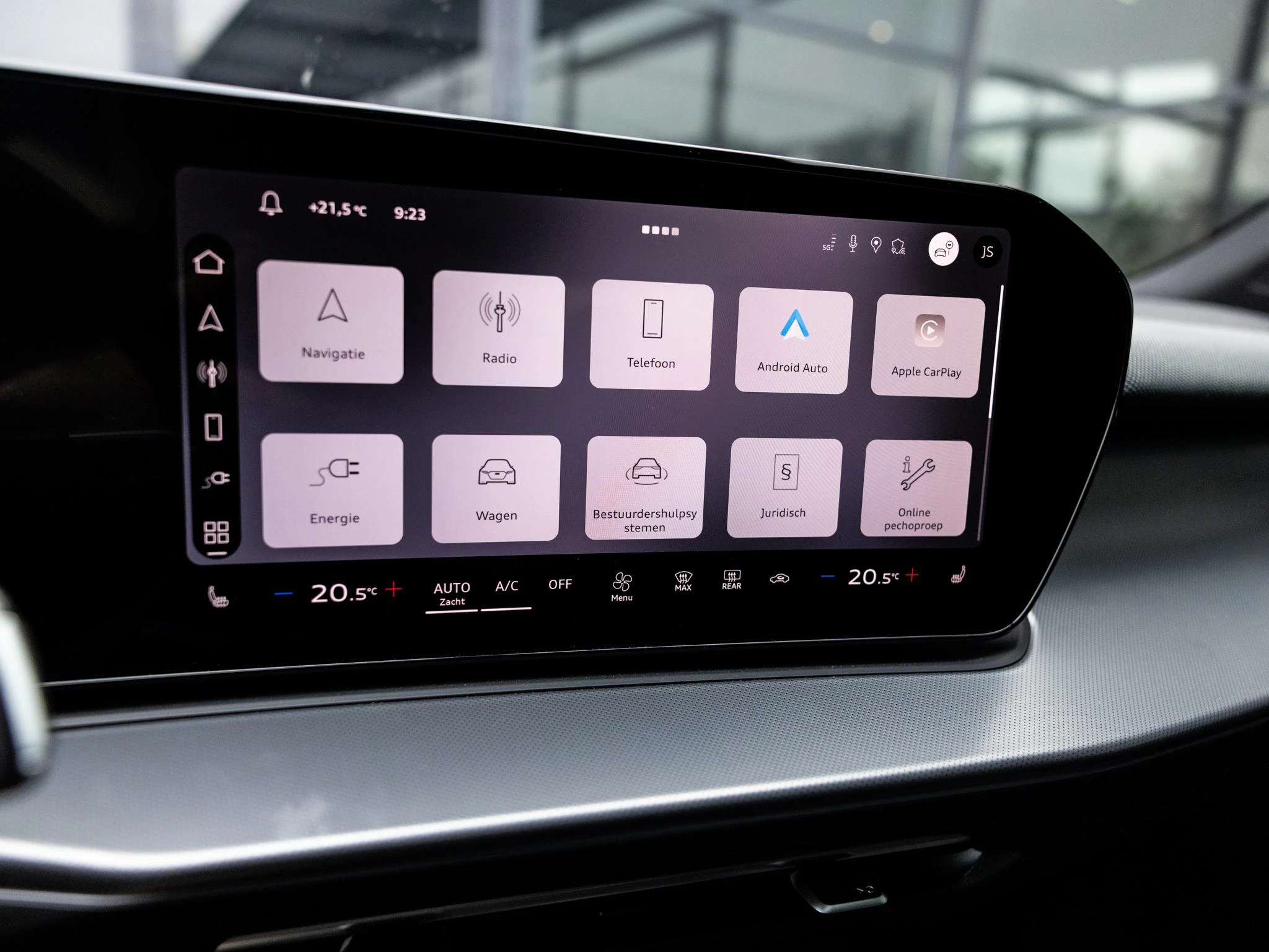 Audi-Q3-image-21