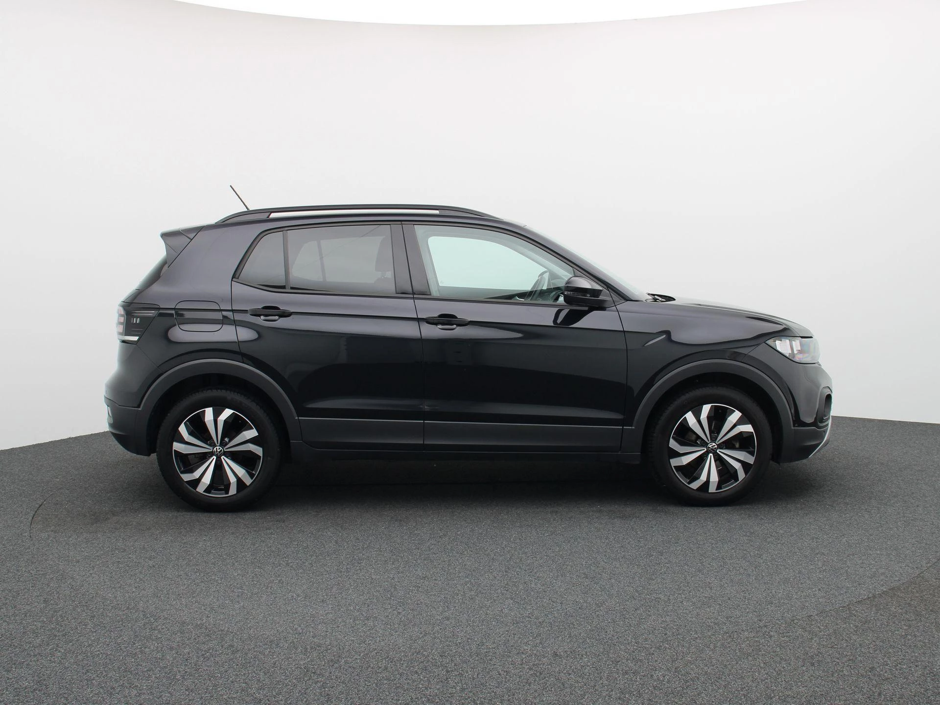Volkswagen T-Cross 1.0 TSI 81kW DSG Life + CAMERA + SENSOREN +