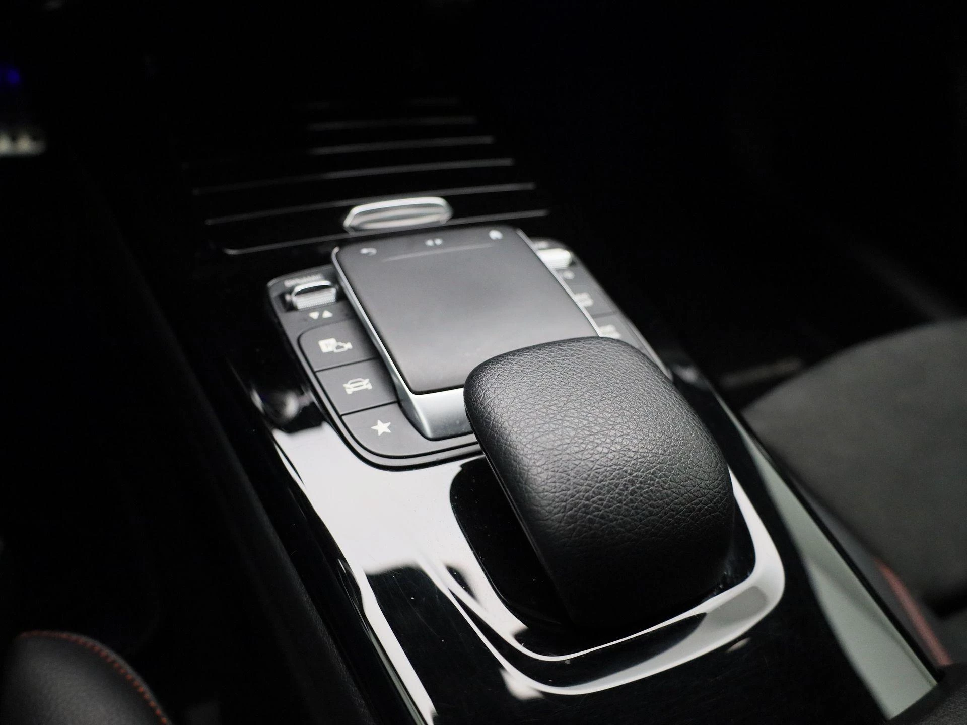 Mercedes-Benz-A-Klasse-image-26