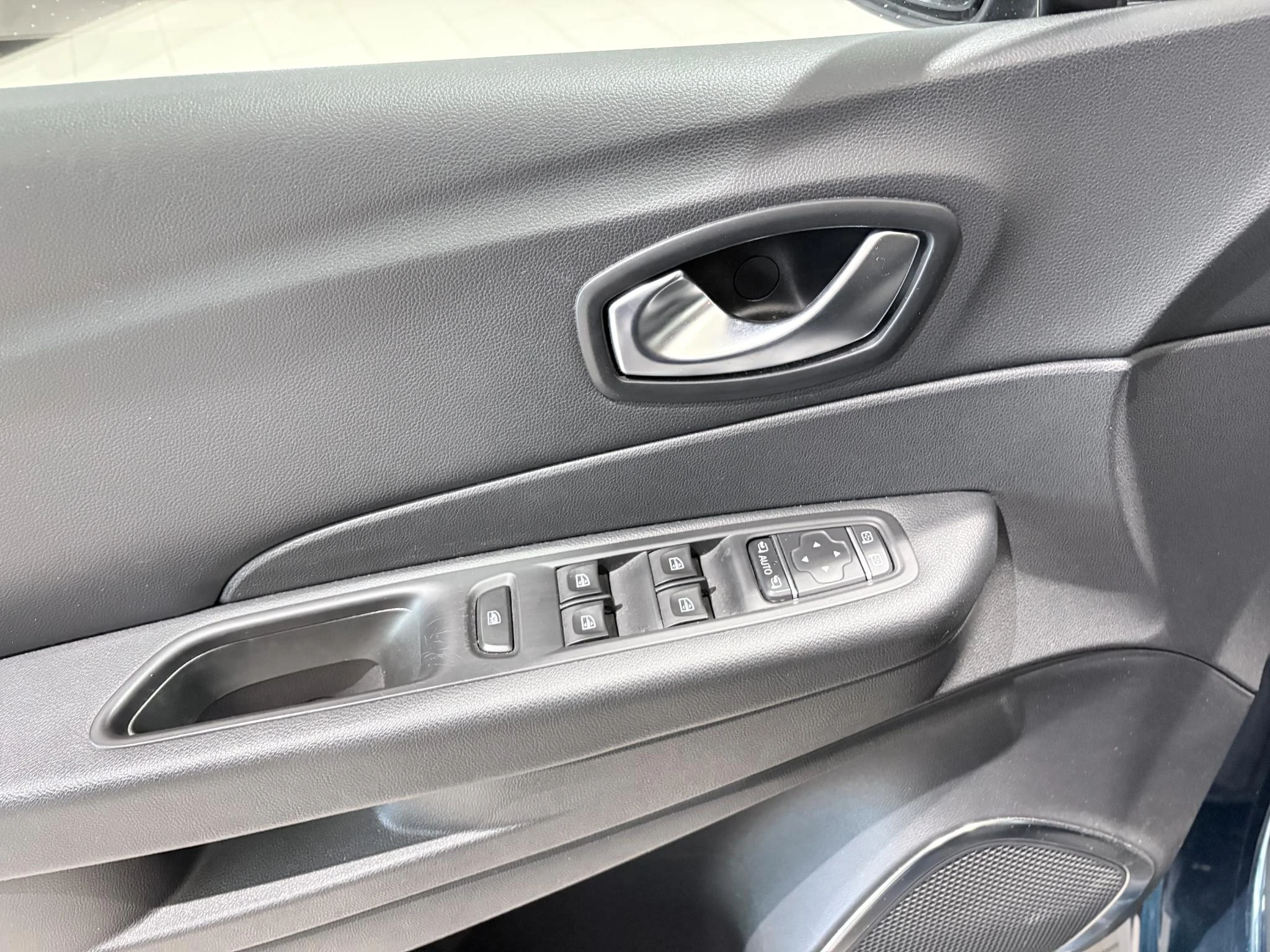 Renault-Captur-image-9