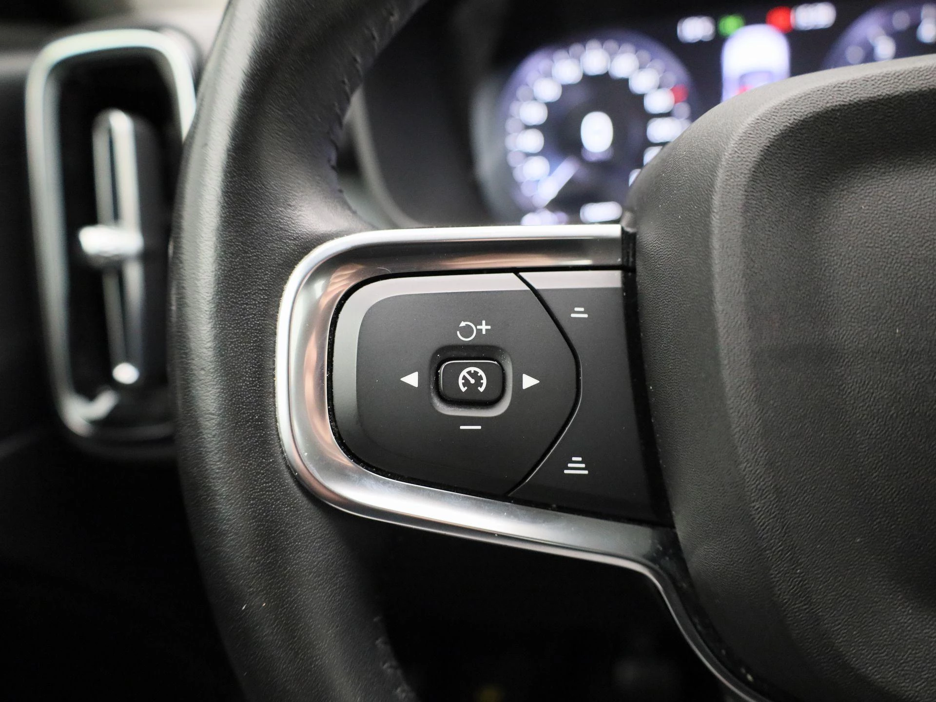 Volvo XC40 1.5 T2 Momentum