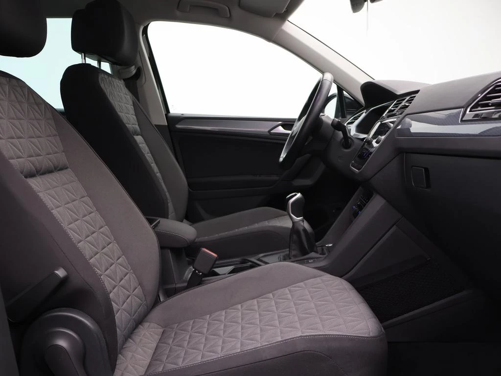 Volkswagen Tiguan Tiguan Life Business 1.5TSI 130PK *VIRTUAL COCKPIT*CAMERA*ACC*PDC*LANE ASSIST*...*