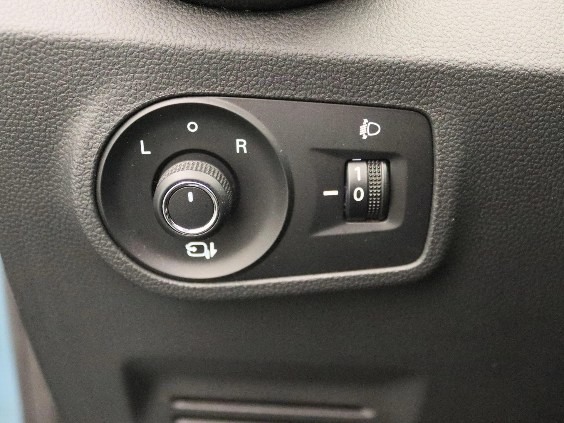 MG-ZS EV-image-21