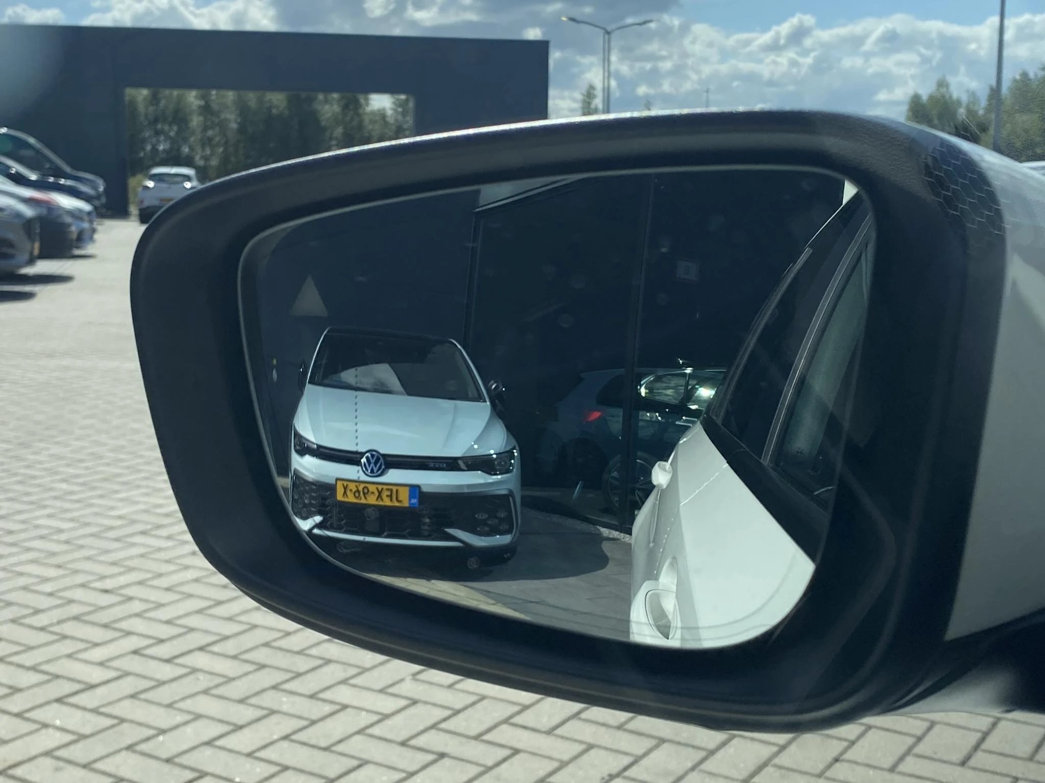 BMW-3 Serie-image-7