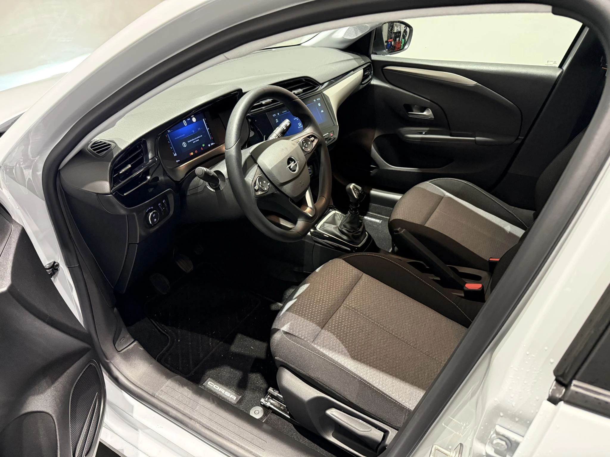 Opel-Corsa-image-6