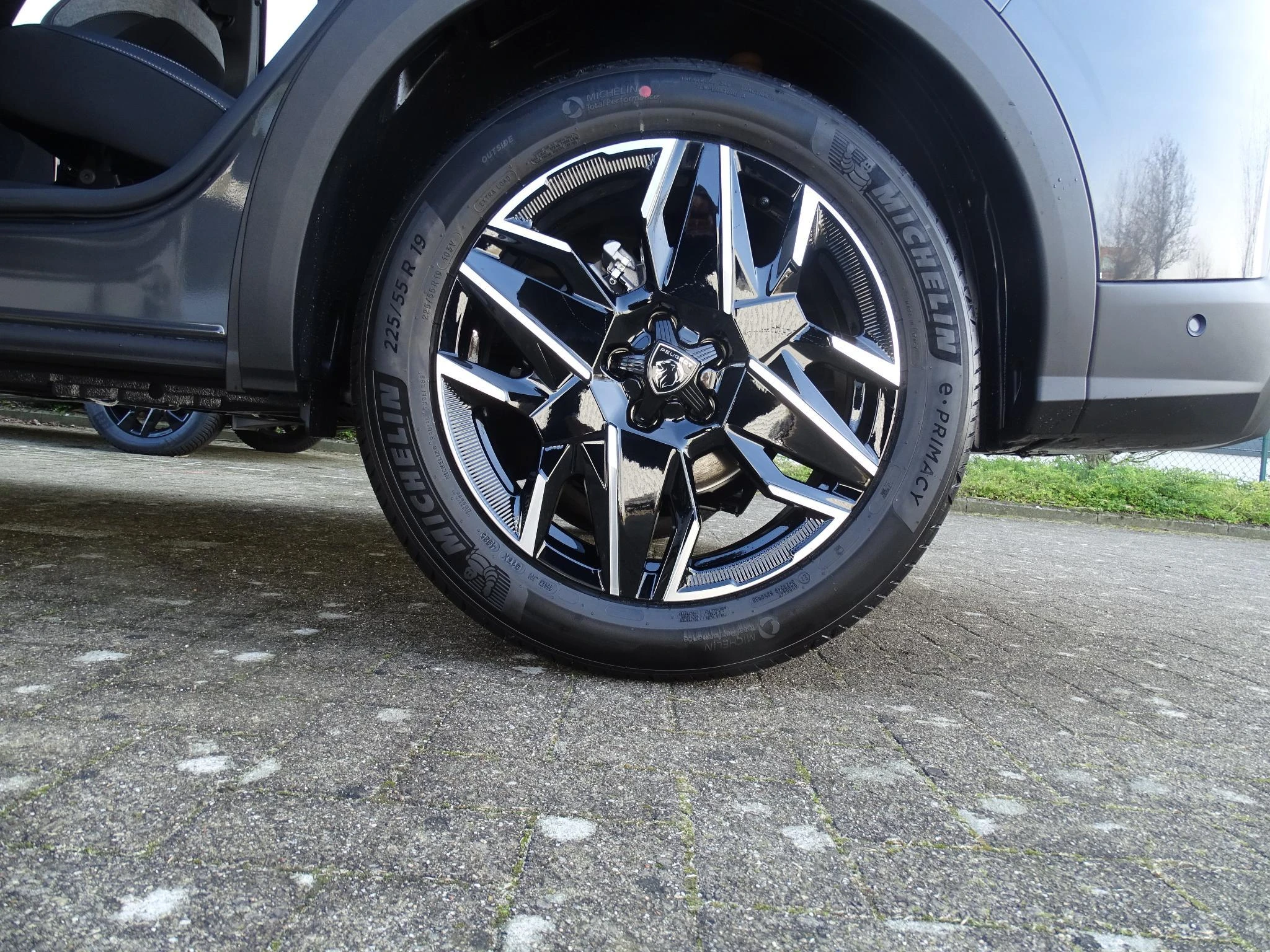 Peugeot-5008-image-10