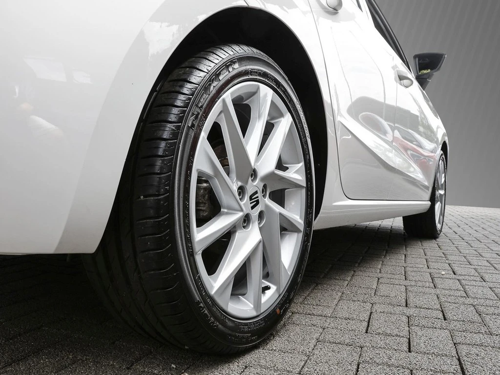SEAT-Ibiza-image-4