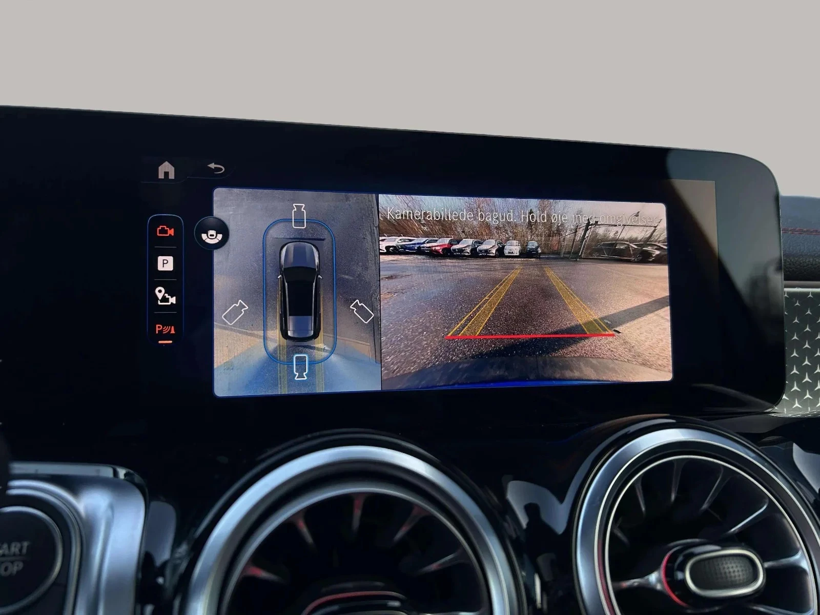 Mercedes-Benz-EQB-image-20