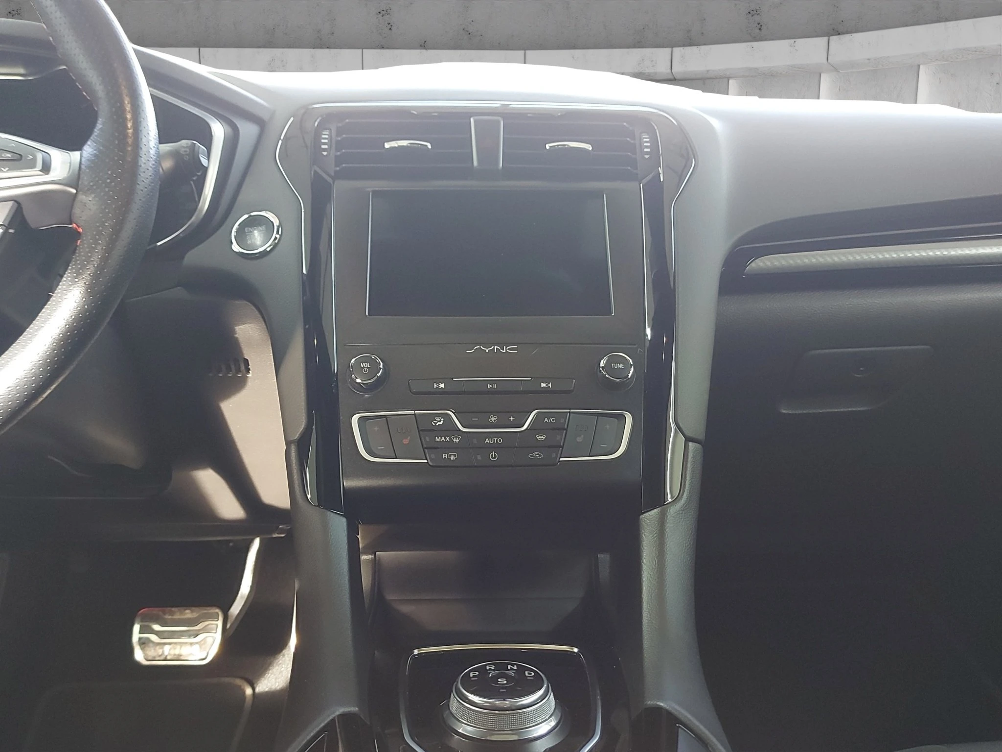 Ford-Mondeo-image-14
