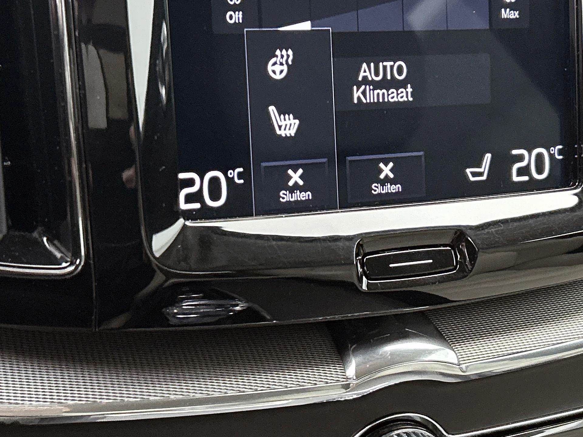 Volvo-XC60-image-7