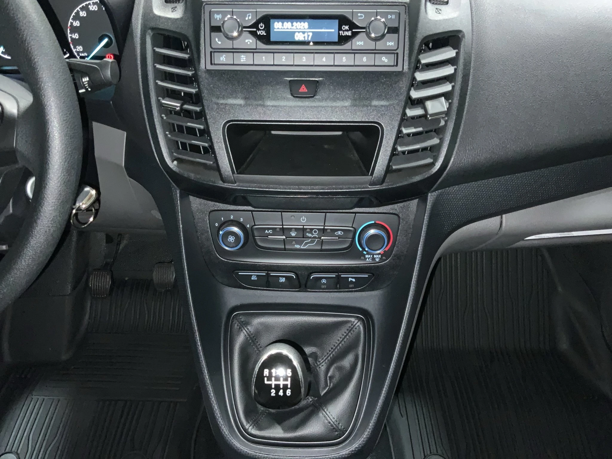 Ford-Transit Connect-image-12