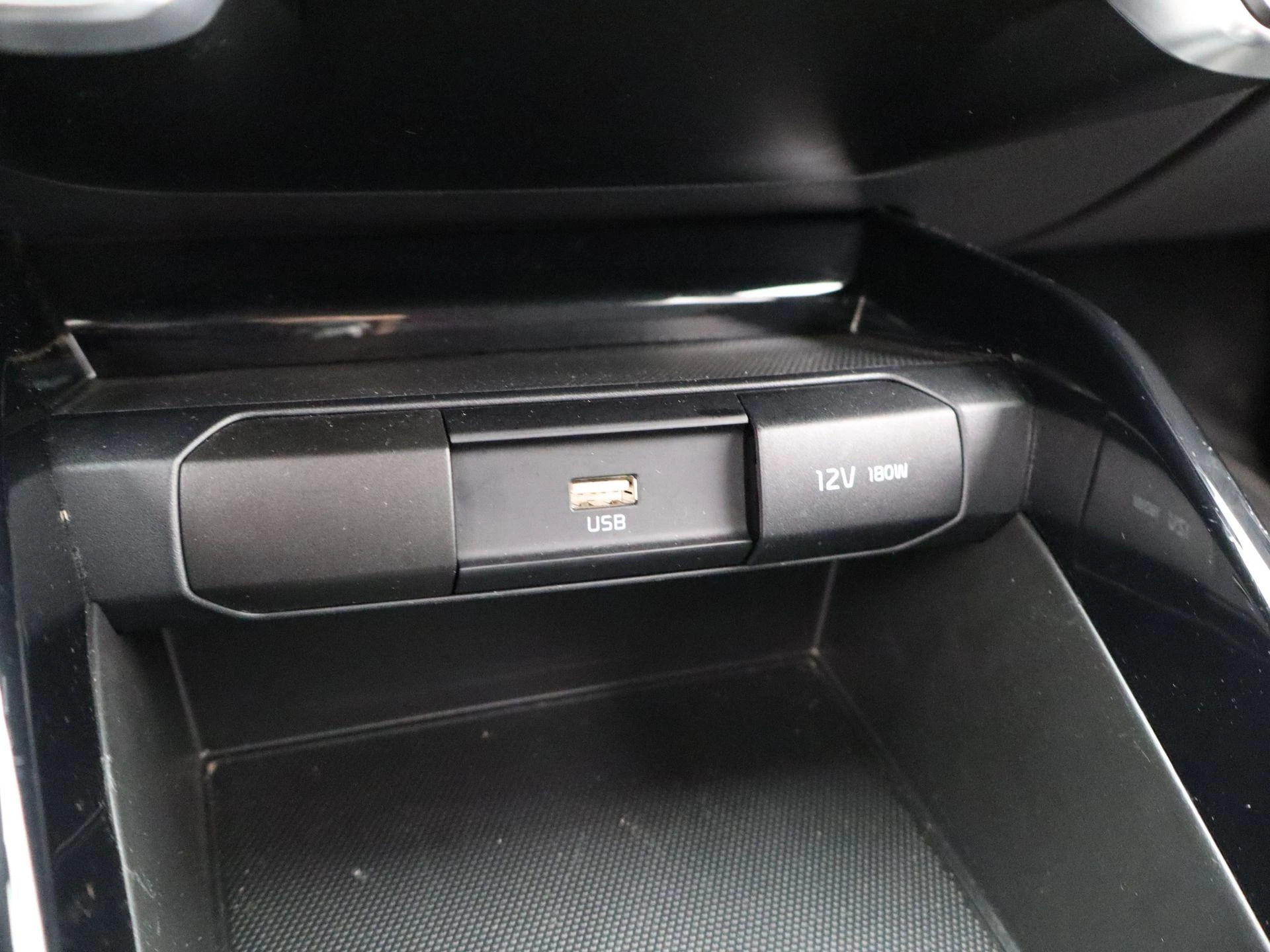 Kia Stonic 1.0 T-GDi MHEV DynamicPlusLine