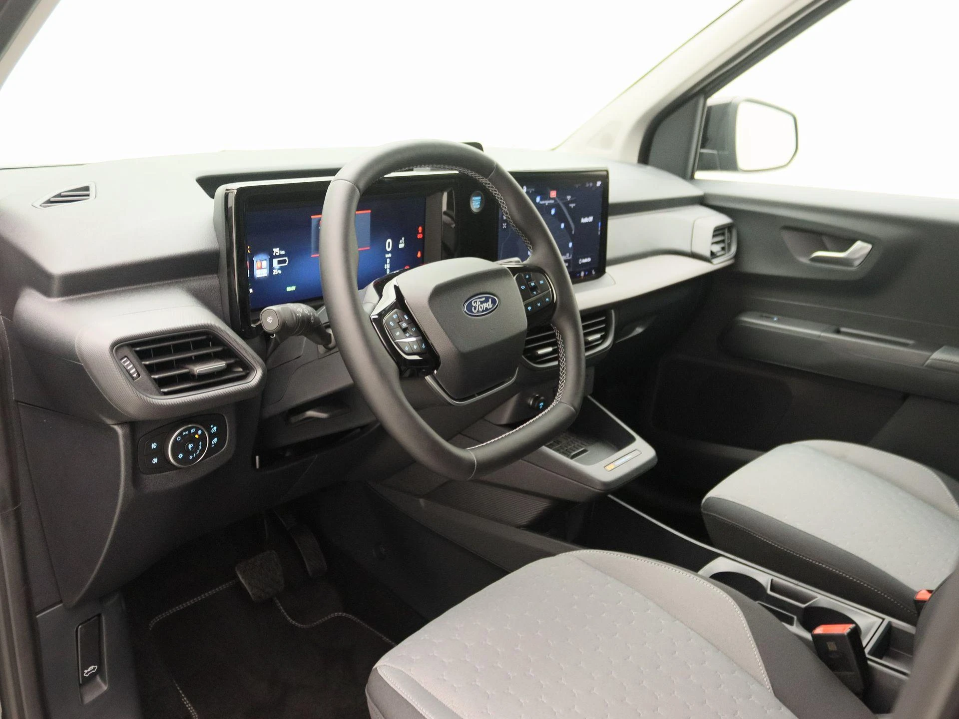 Ford-E-Transit Courier-image-20