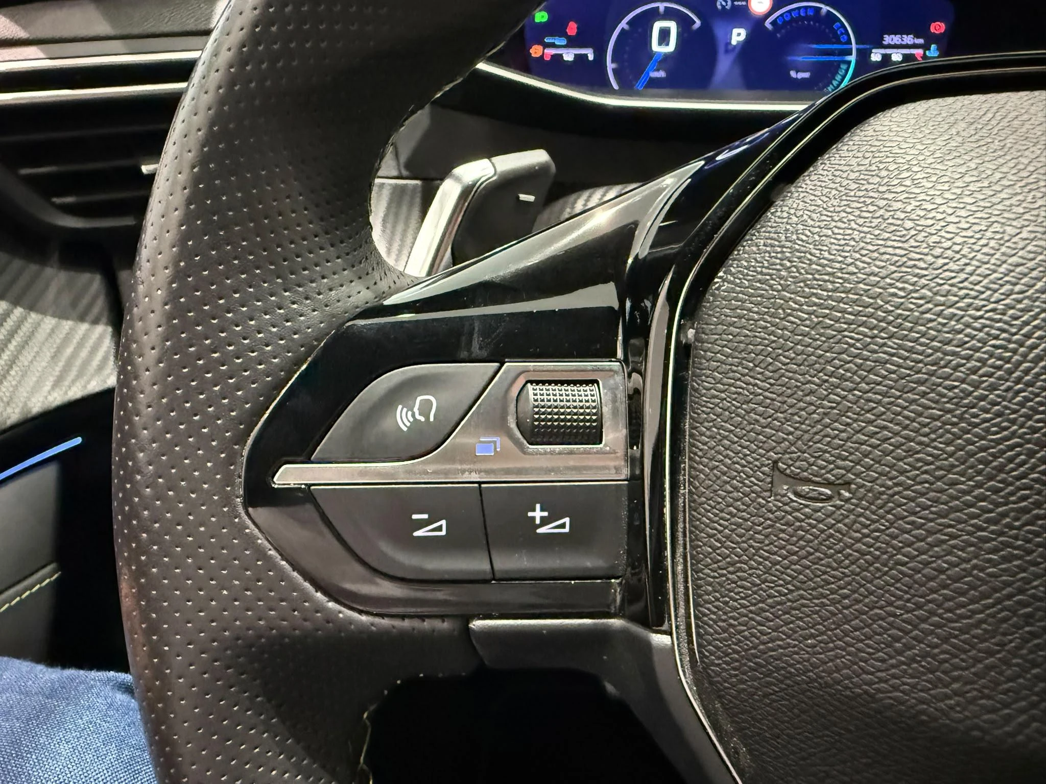 Peugeot-208-image-11