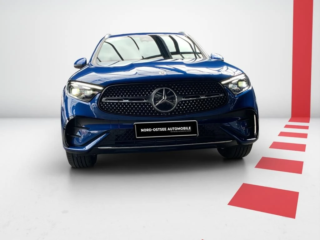 Mercedes-Benz-GLC 300-image-7