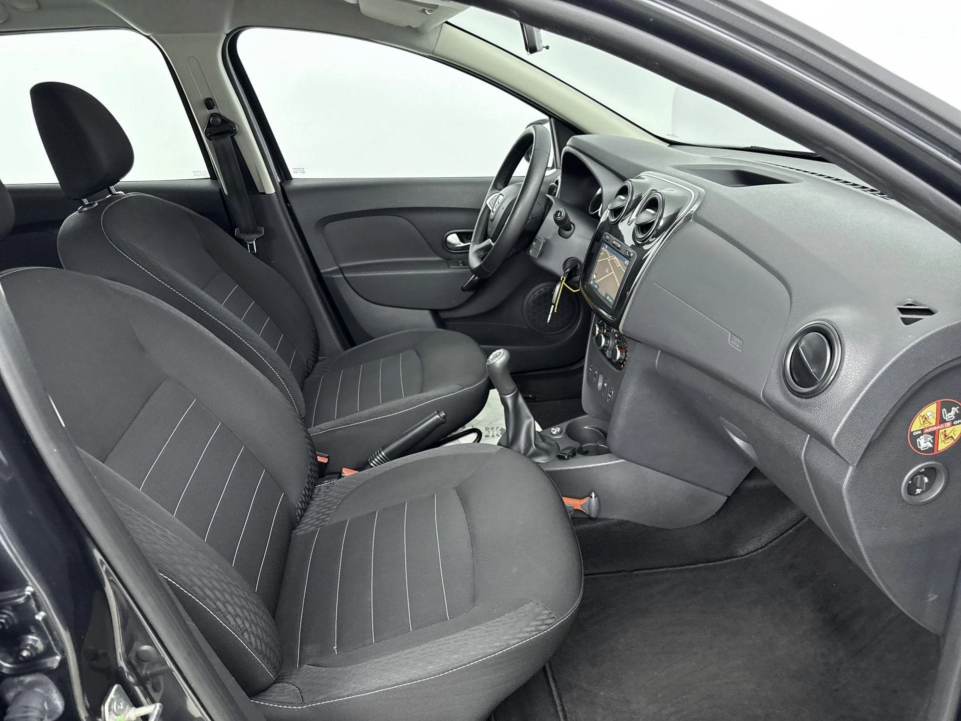 Dacia-Logan-image-23