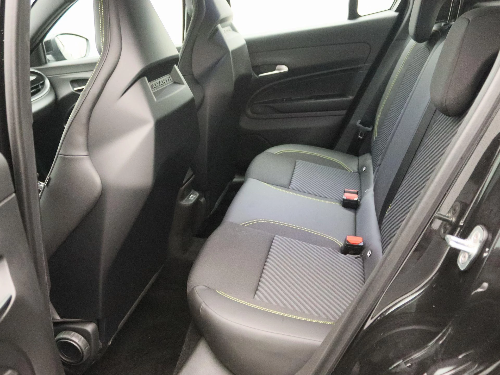 Fiat 600e Abarth Turismo 54 kWh