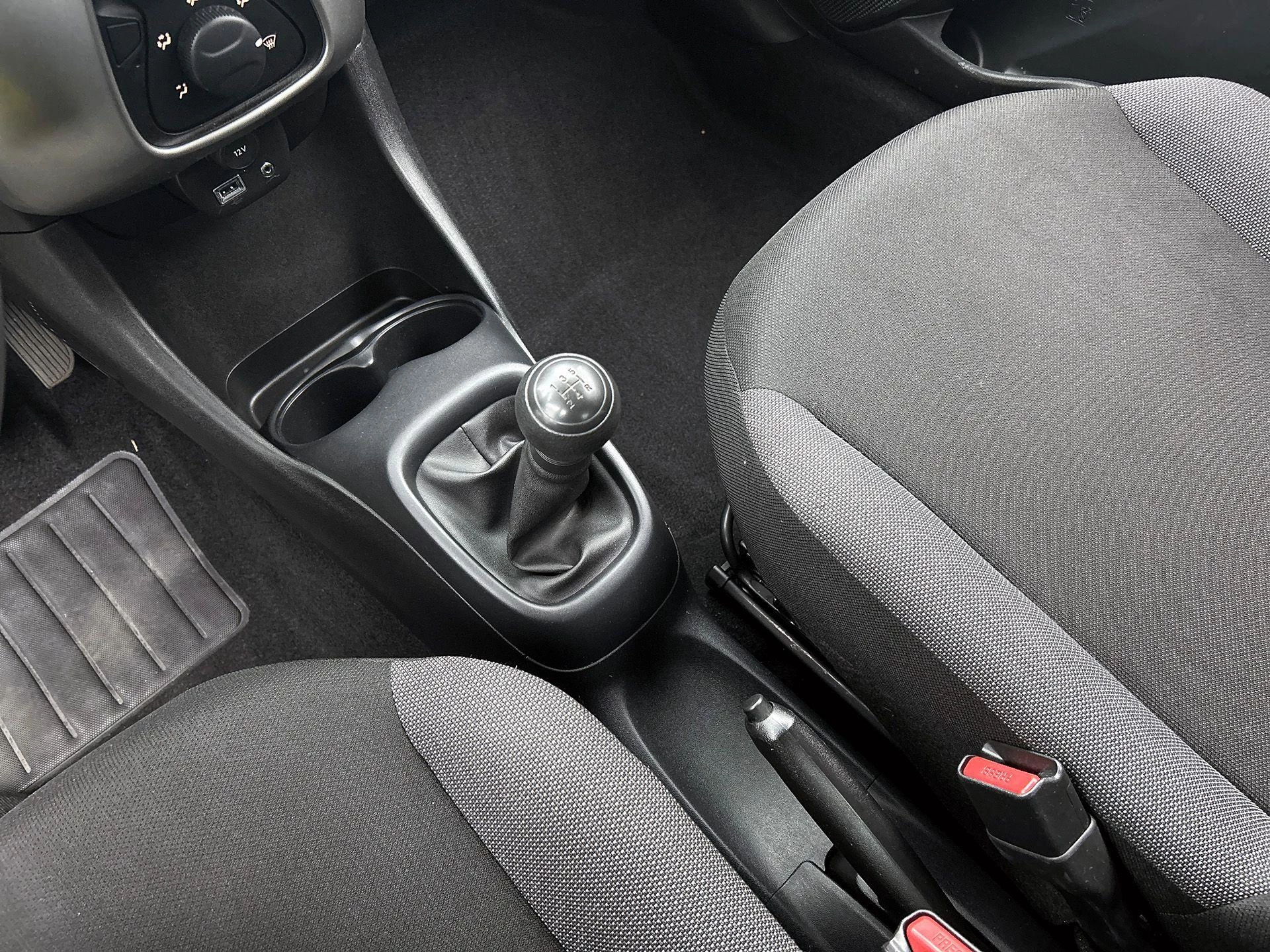 Peugeot-108-image-16