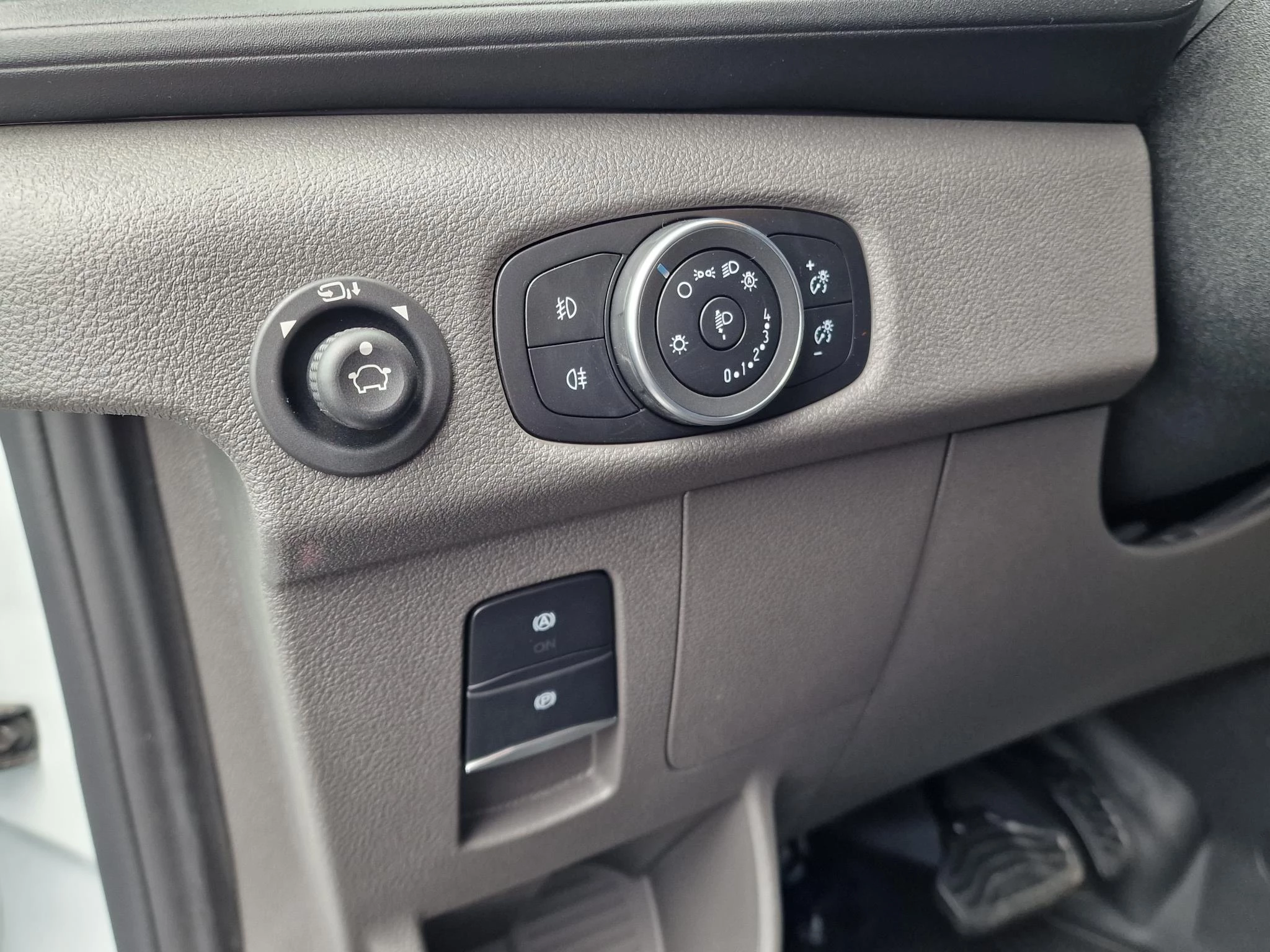 Ford-E-Transit-image-20