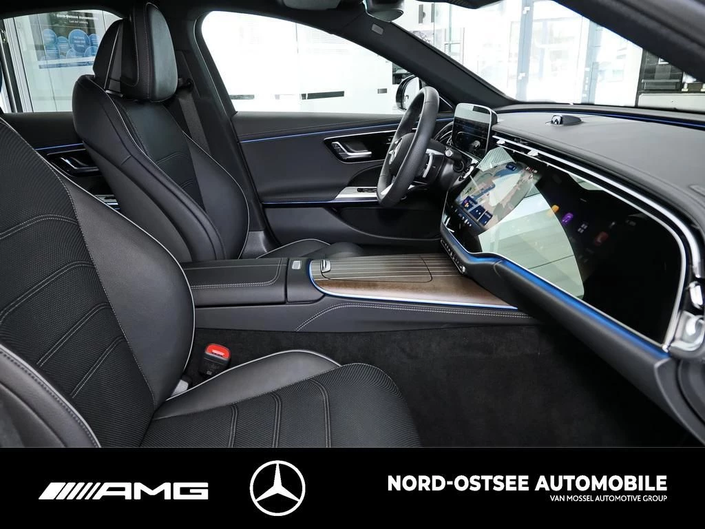 Mercedes-Benz E-Klasse 300 e AMG LEDER DISTRO SUPERSCREEN NIGHT SOUND AMG Line