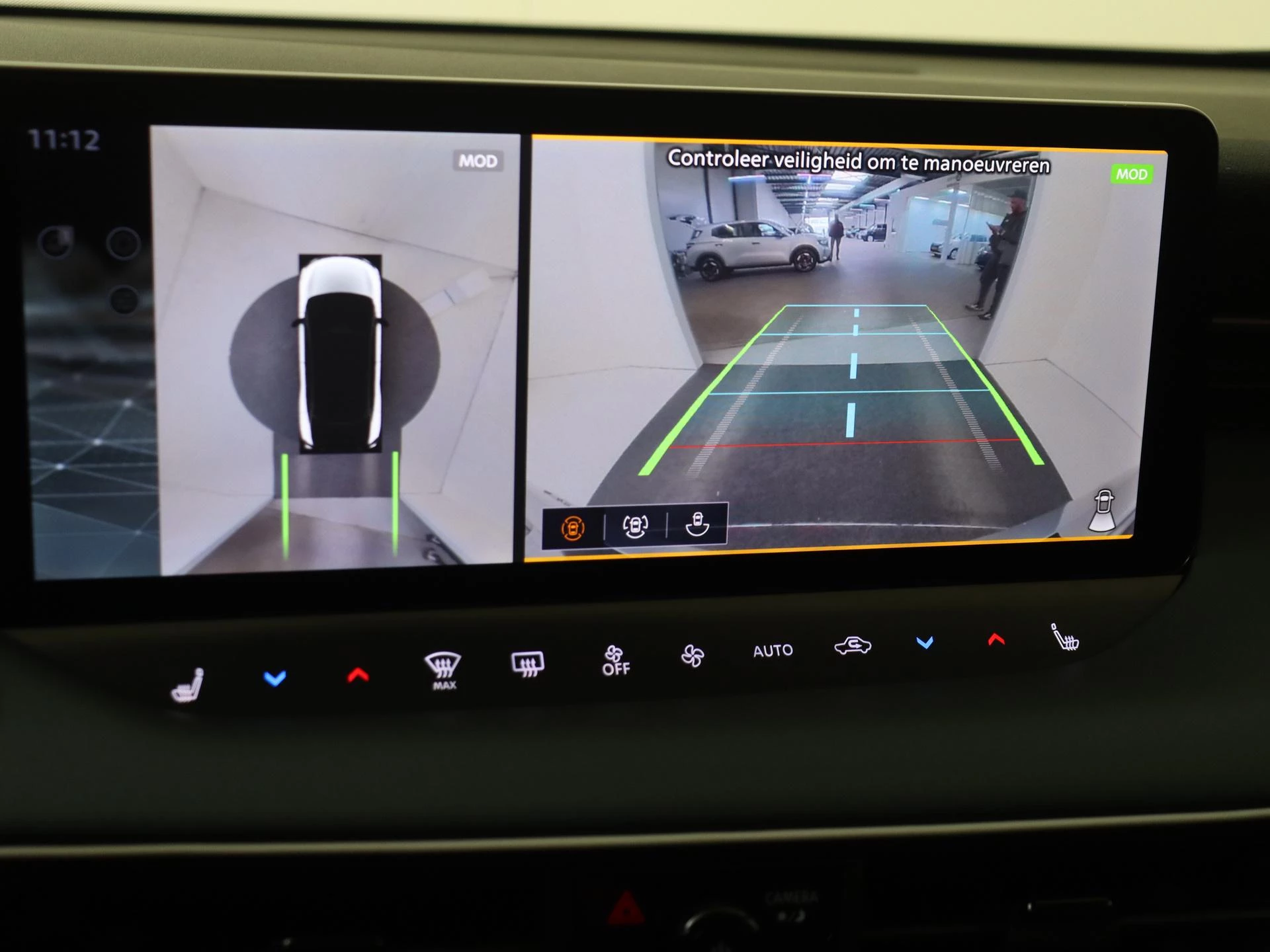 Nissan-Leaf-image-18