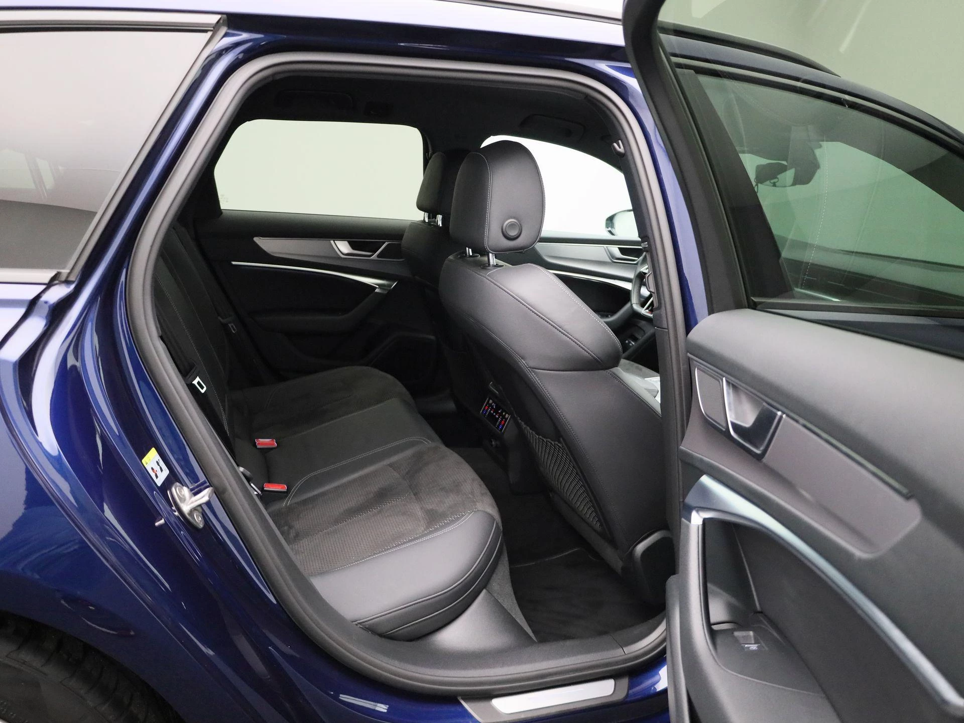 Audi-A6-image-53