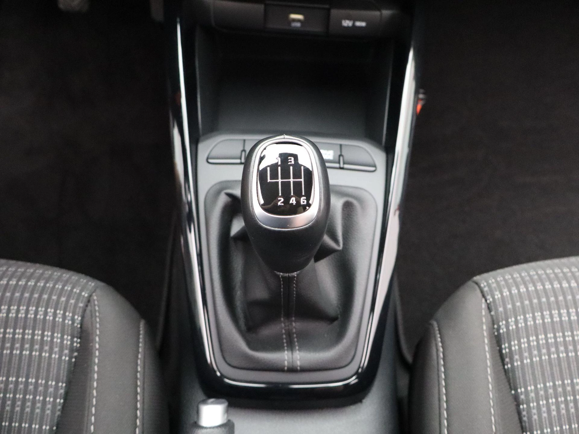 Kia Stonic 1.0 T-GDi MHEV DynamicLine