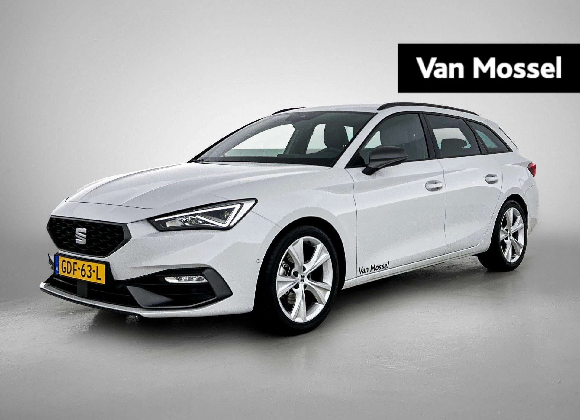 SEAT-Leon-image-0