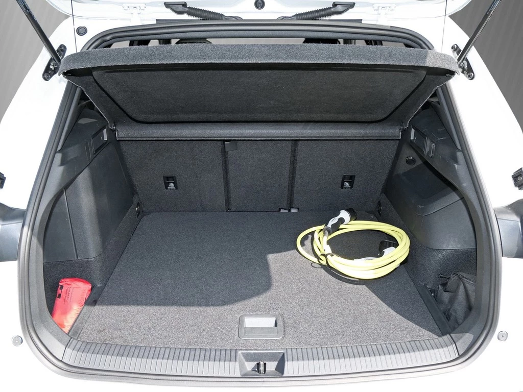 Volkswagen-Tiguan-image-5