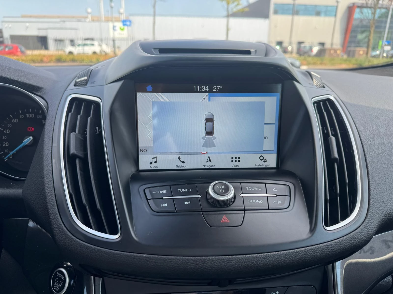 Ford-C-MAX-image-14