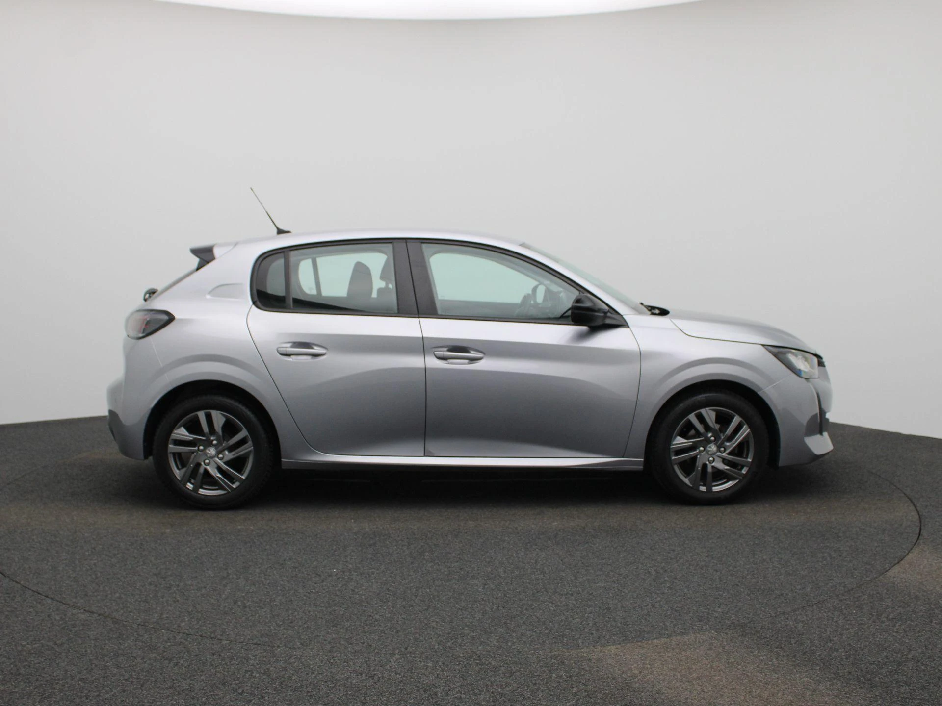 Peugeot-208-image-5