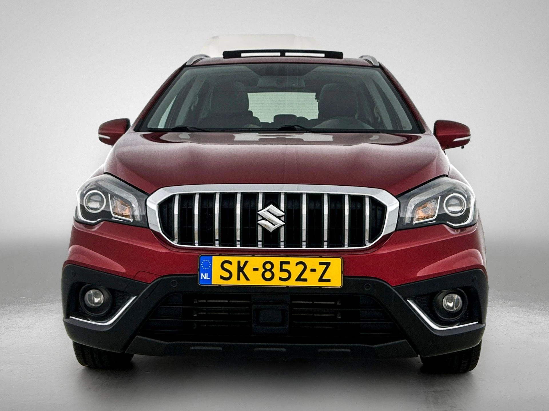 Suzuki-S-Cross-image-4