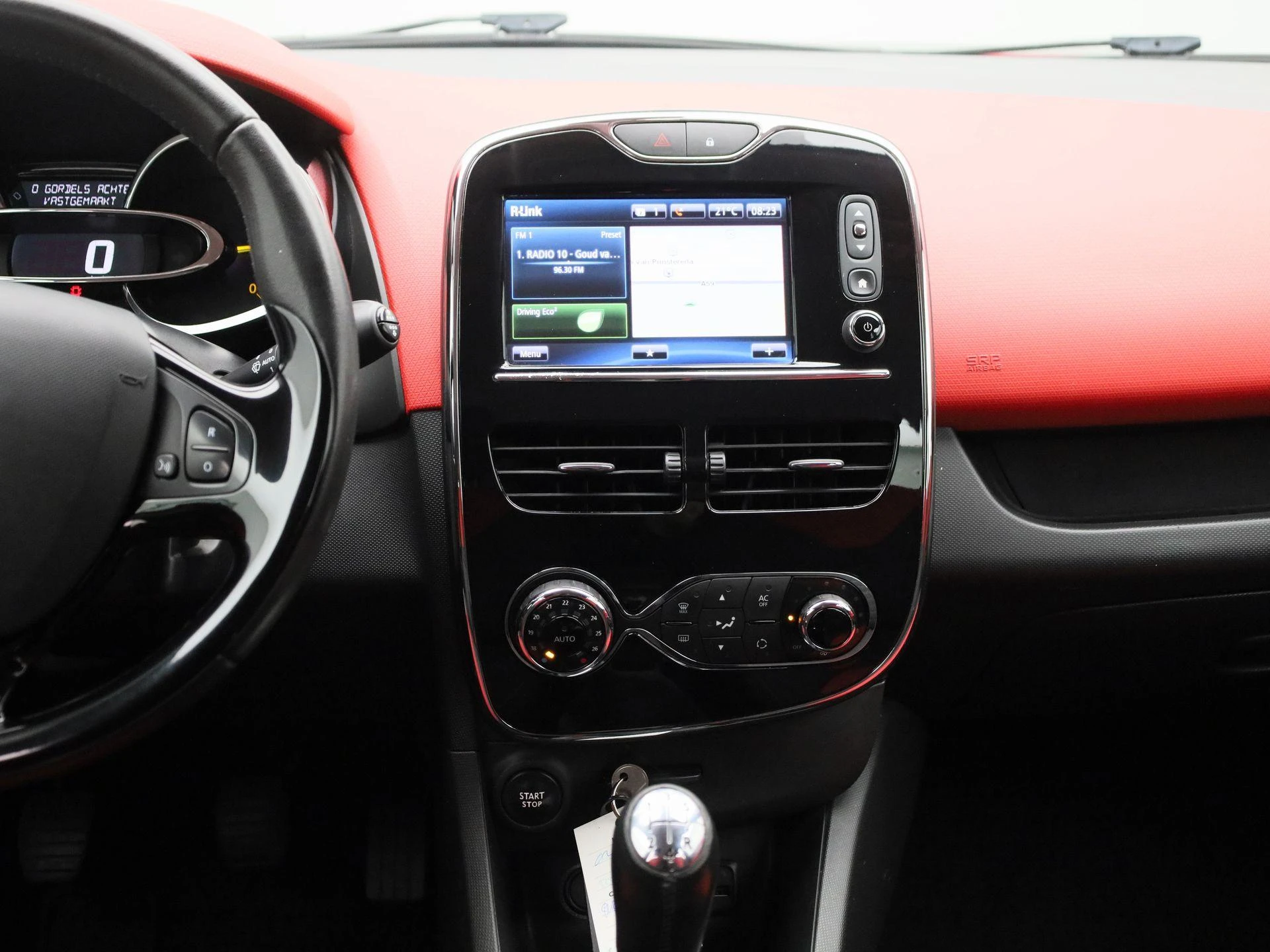 Renault-Clio-image-7
