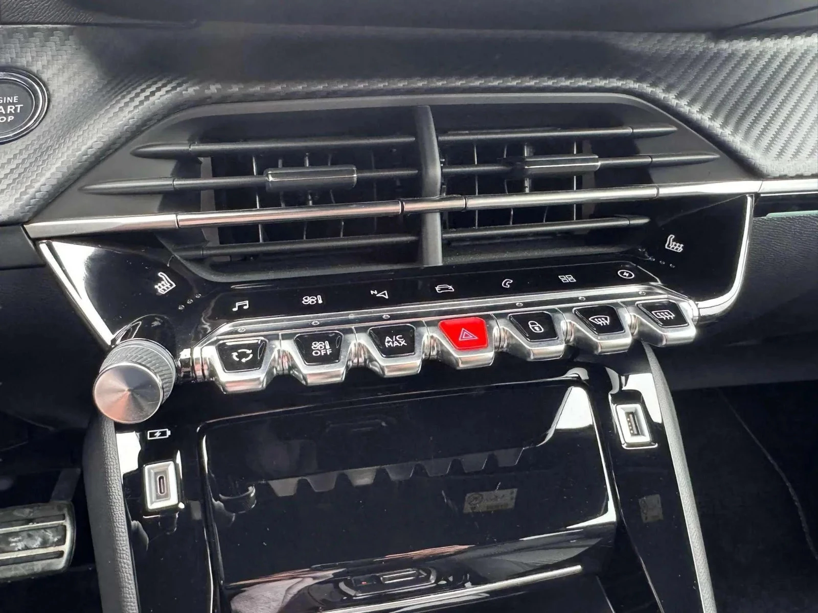 Peugeot-e-208-image-17