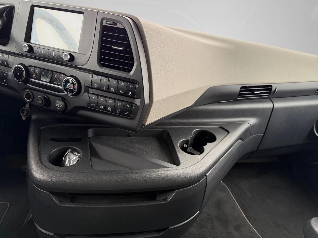 Ford--image-11