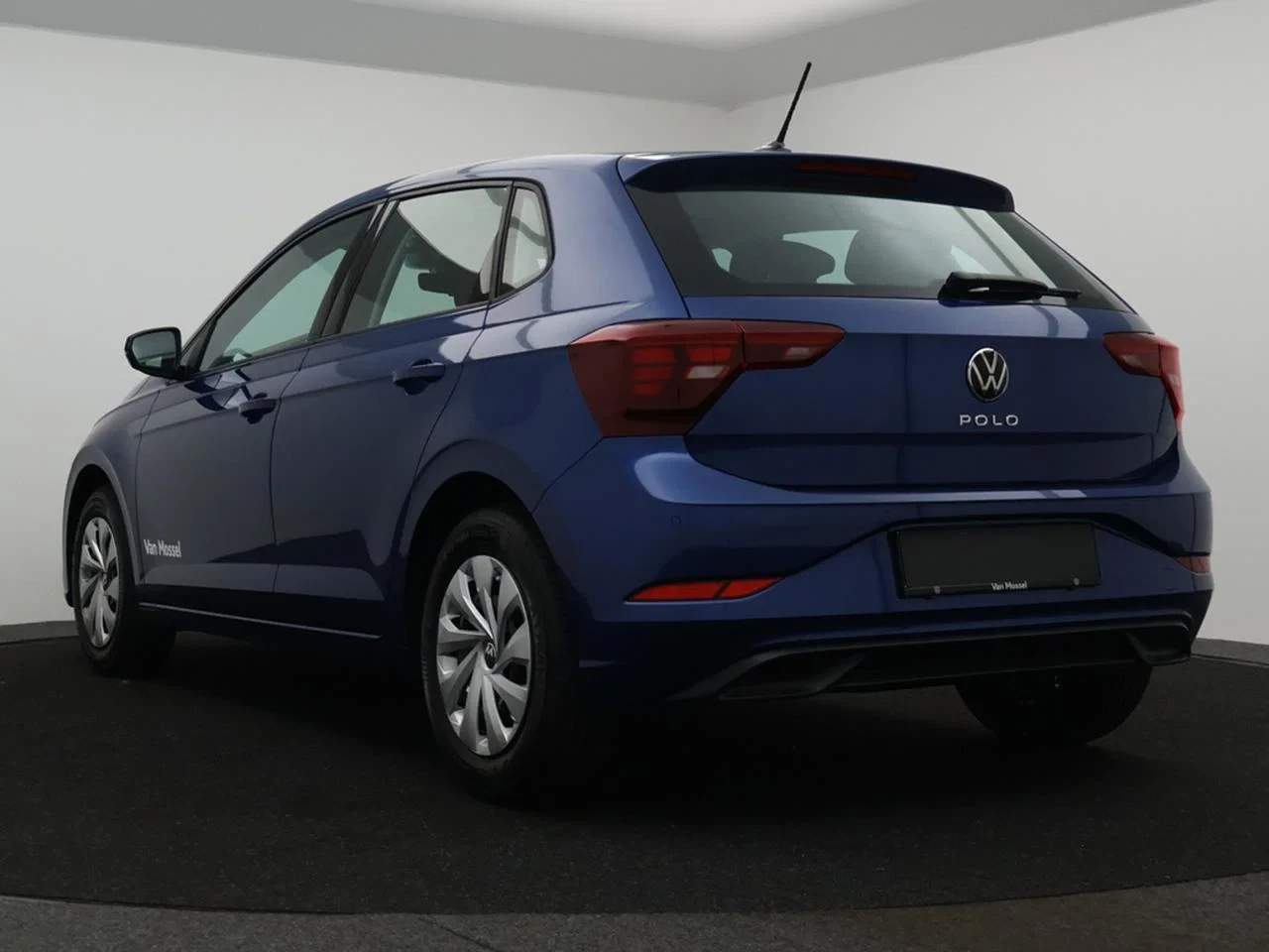 Volkswagen-Polo-image-15