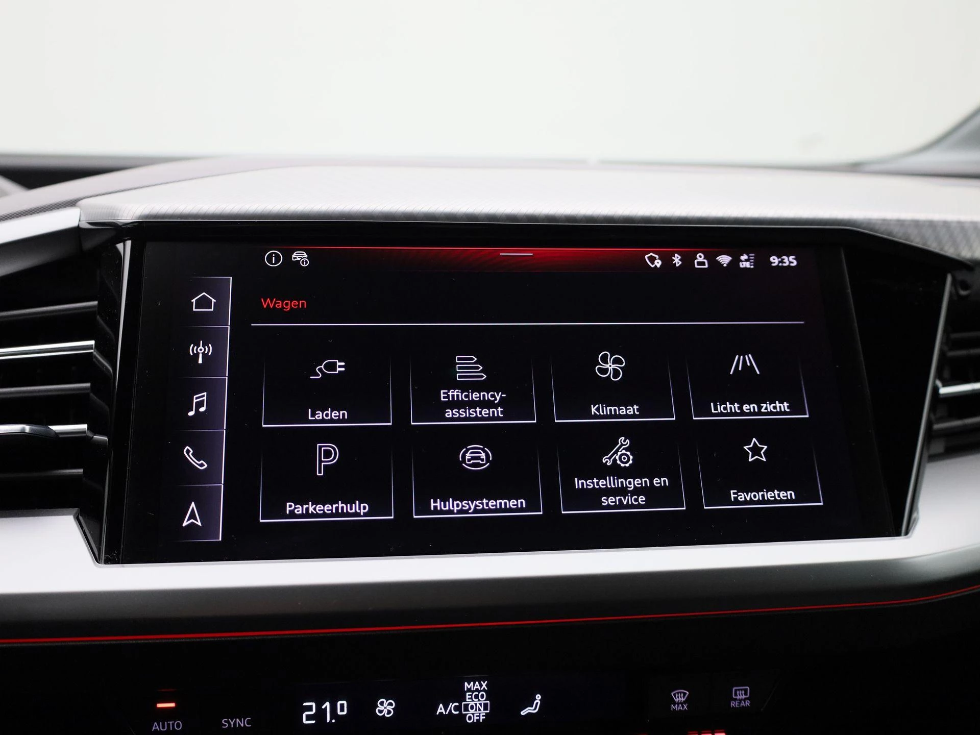 Audi-Q4 e-tron-image-33