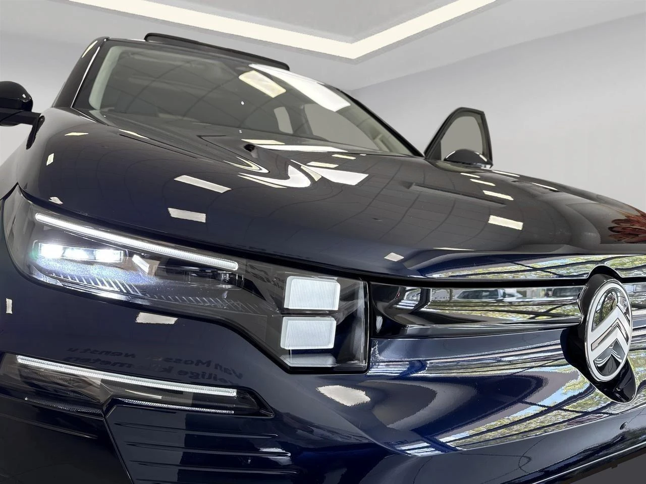Citroën-ë-C5 Aircross-image-13