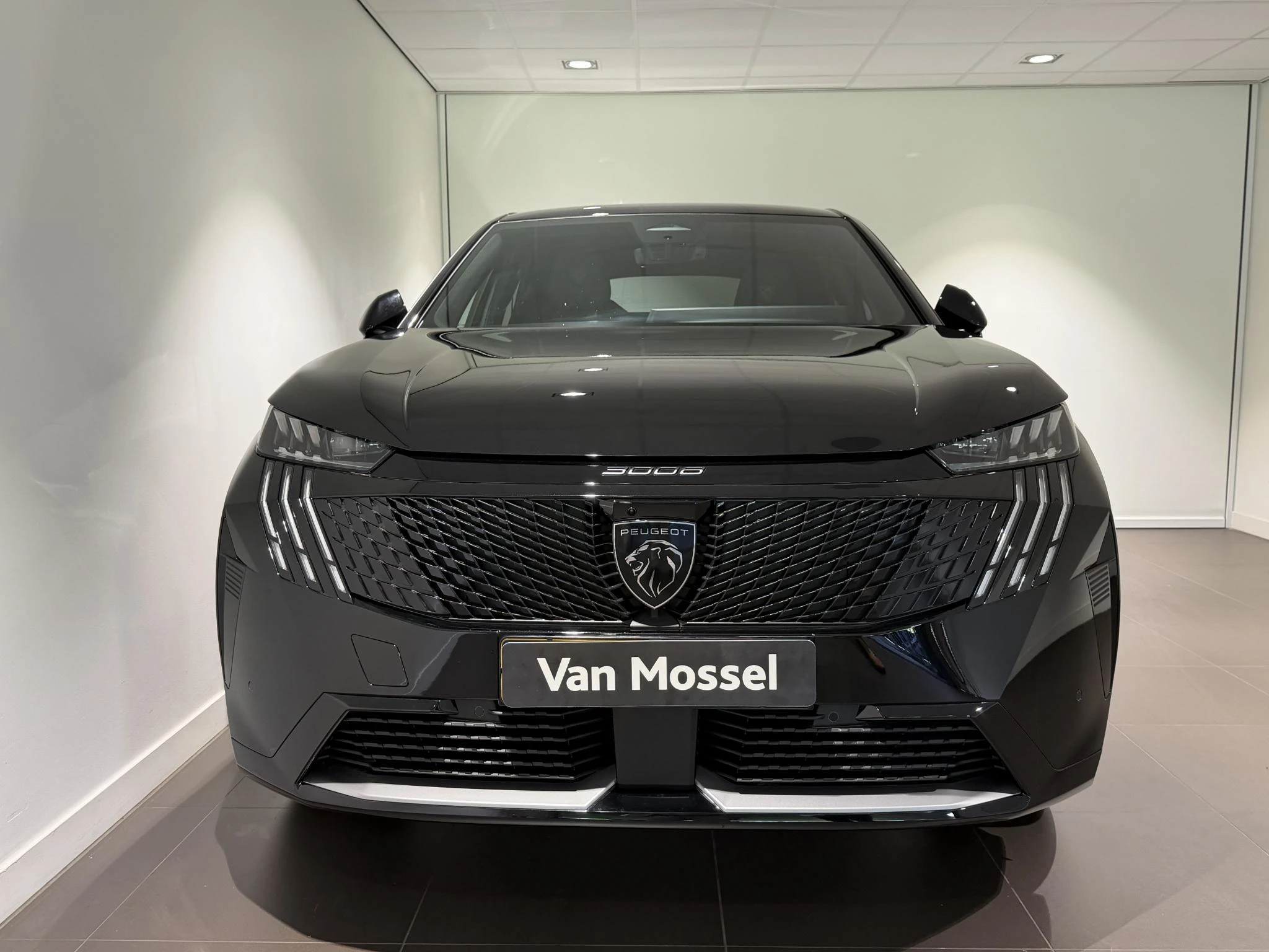 Peugeot-e-3008-image-2