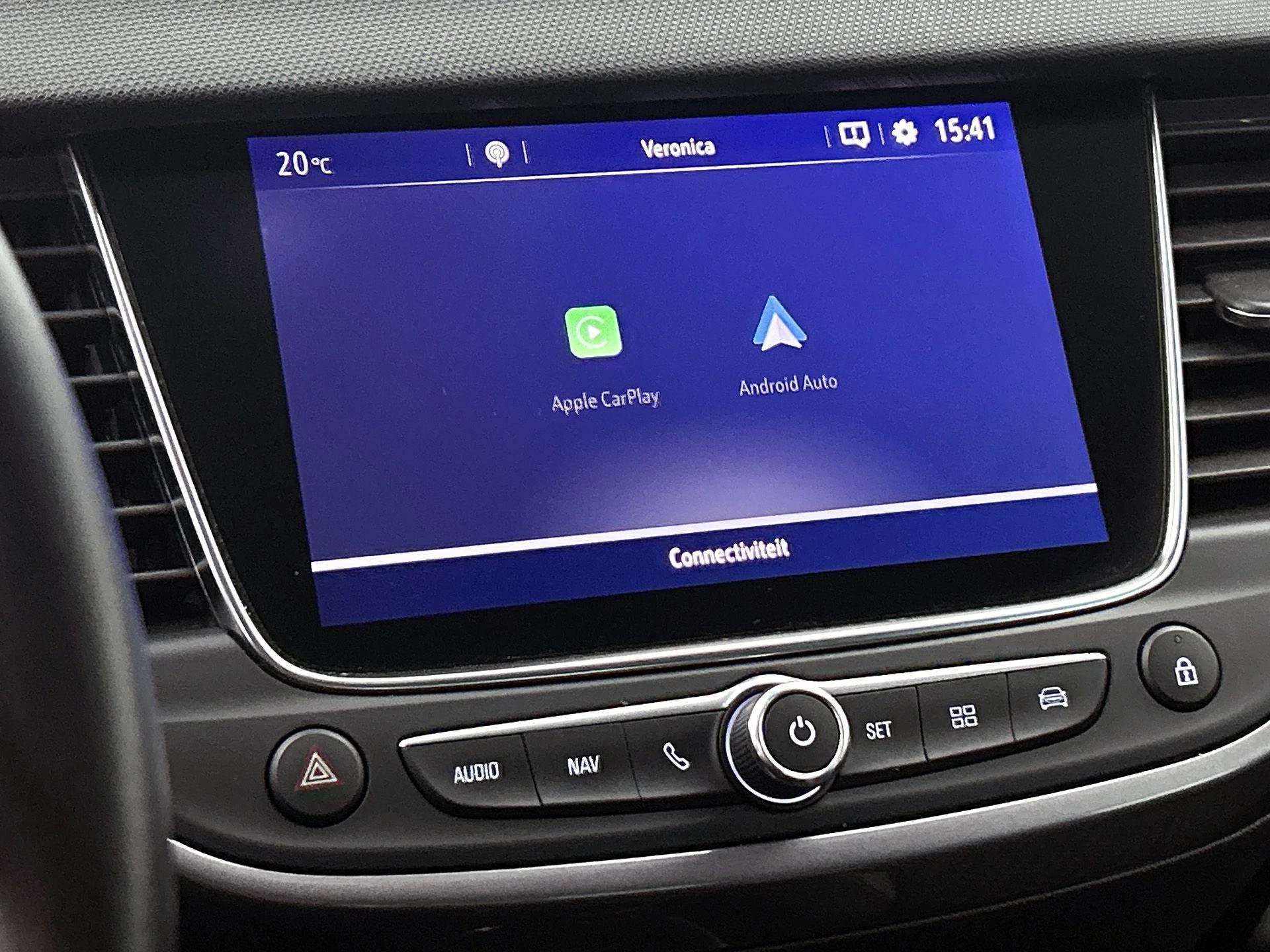 Opel-Crossland X-image-17