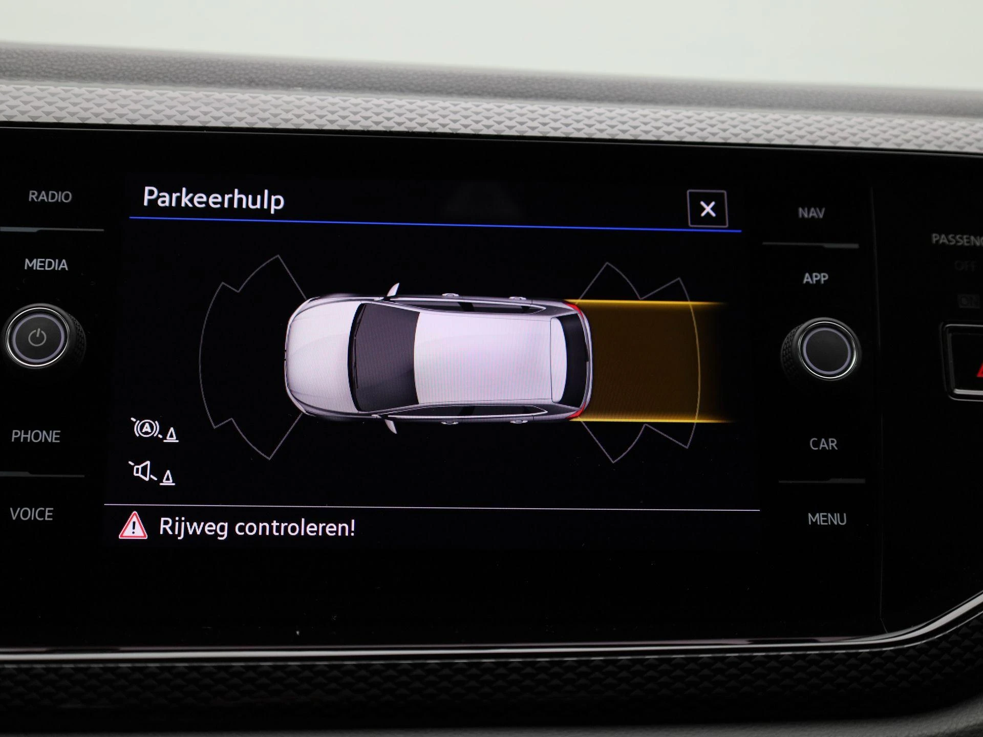 Volkswagen-Polo-image-28