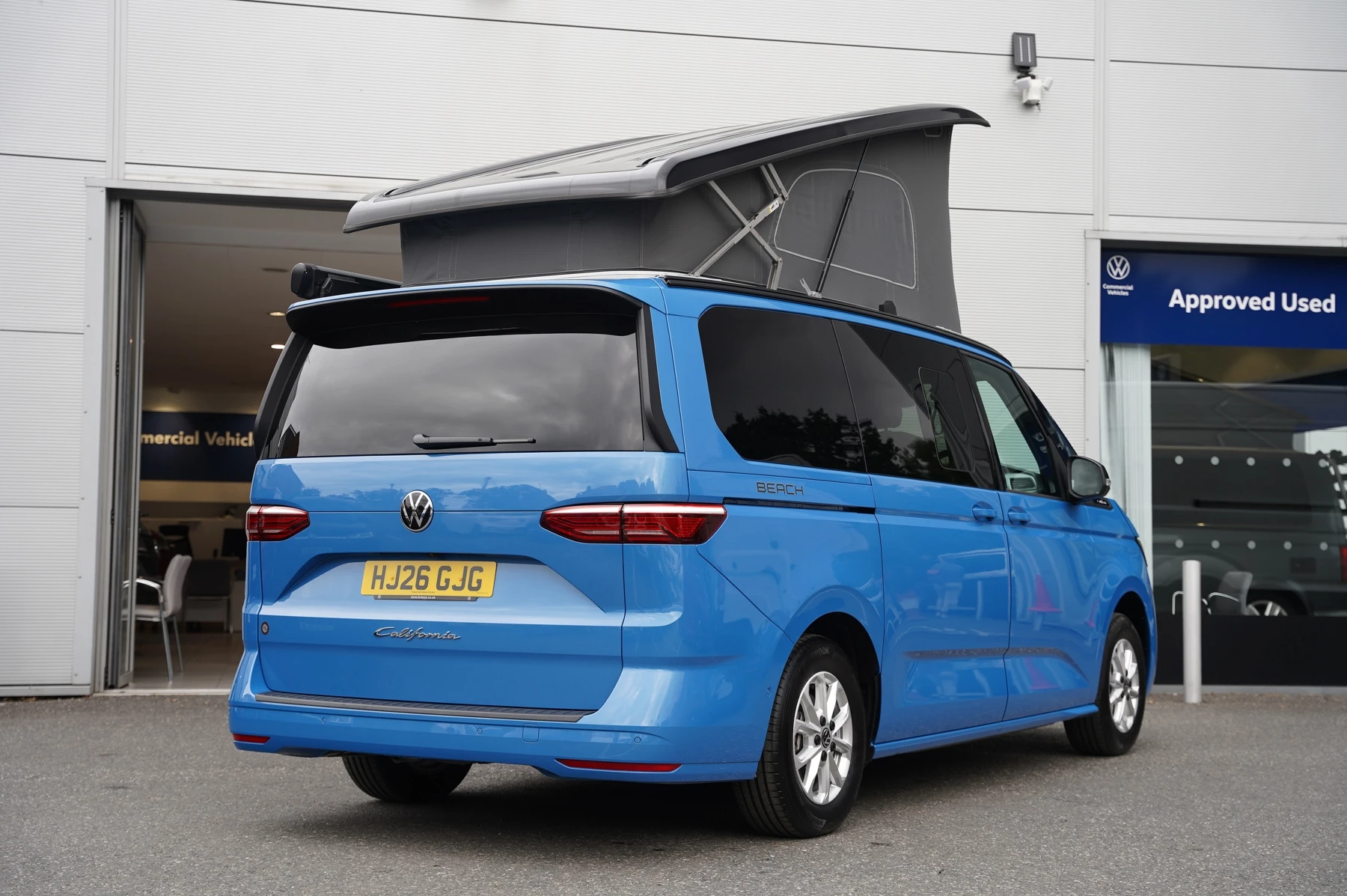 Volkswagen-California-image-13