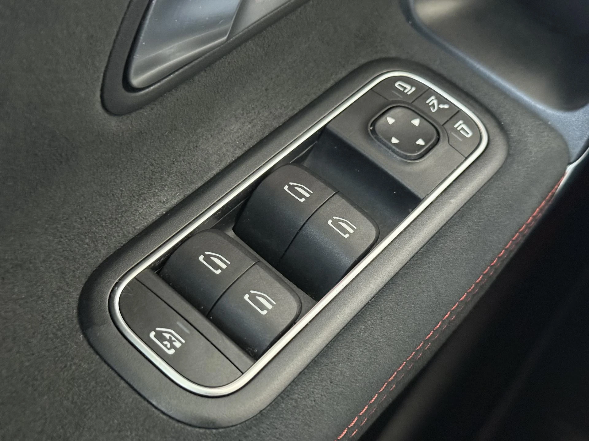 Mercedes-Benz-A-Klasse-image-26