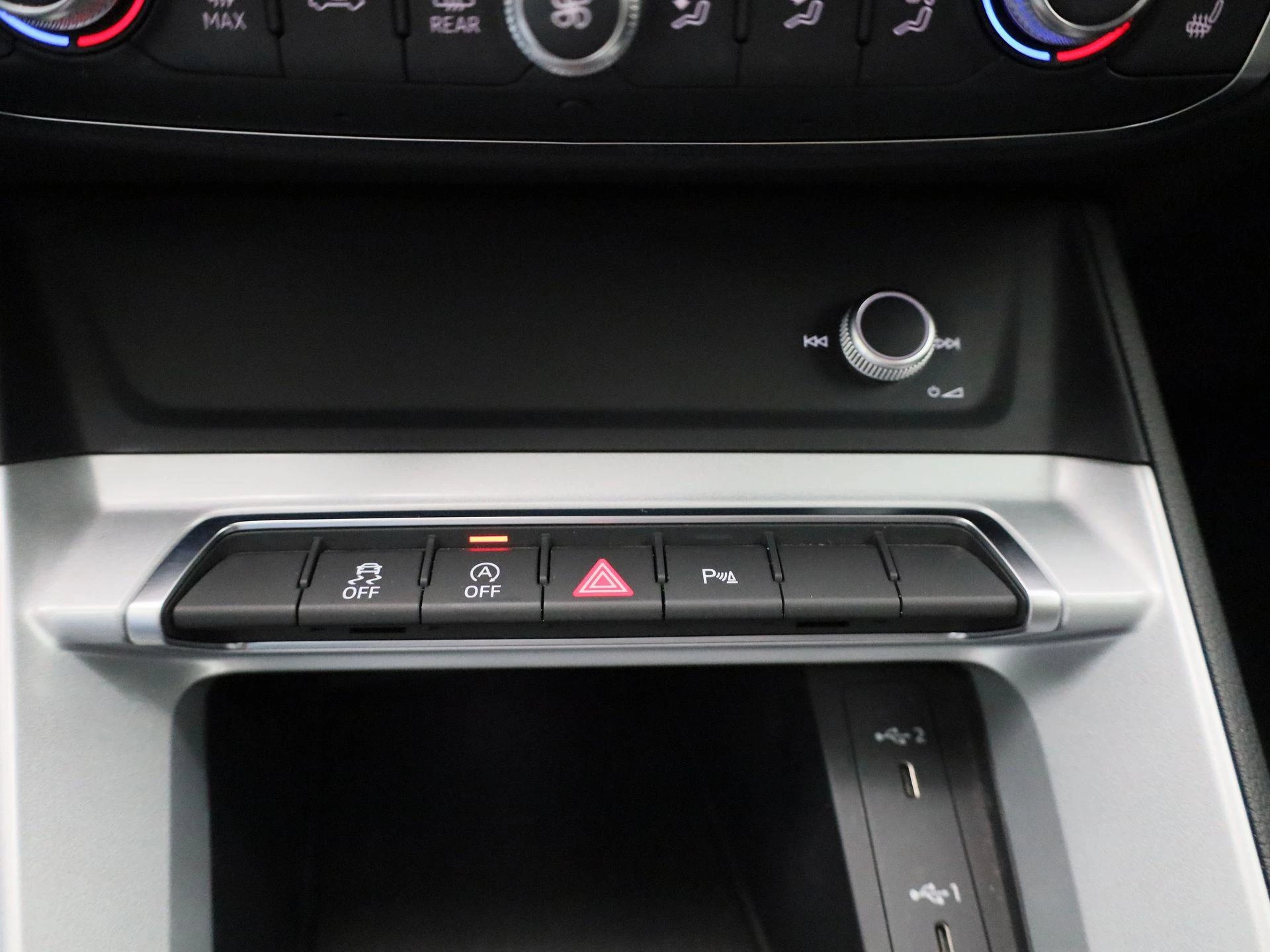 Audi Q3 35 TFSI S tronic Bus. Ed. Attraction