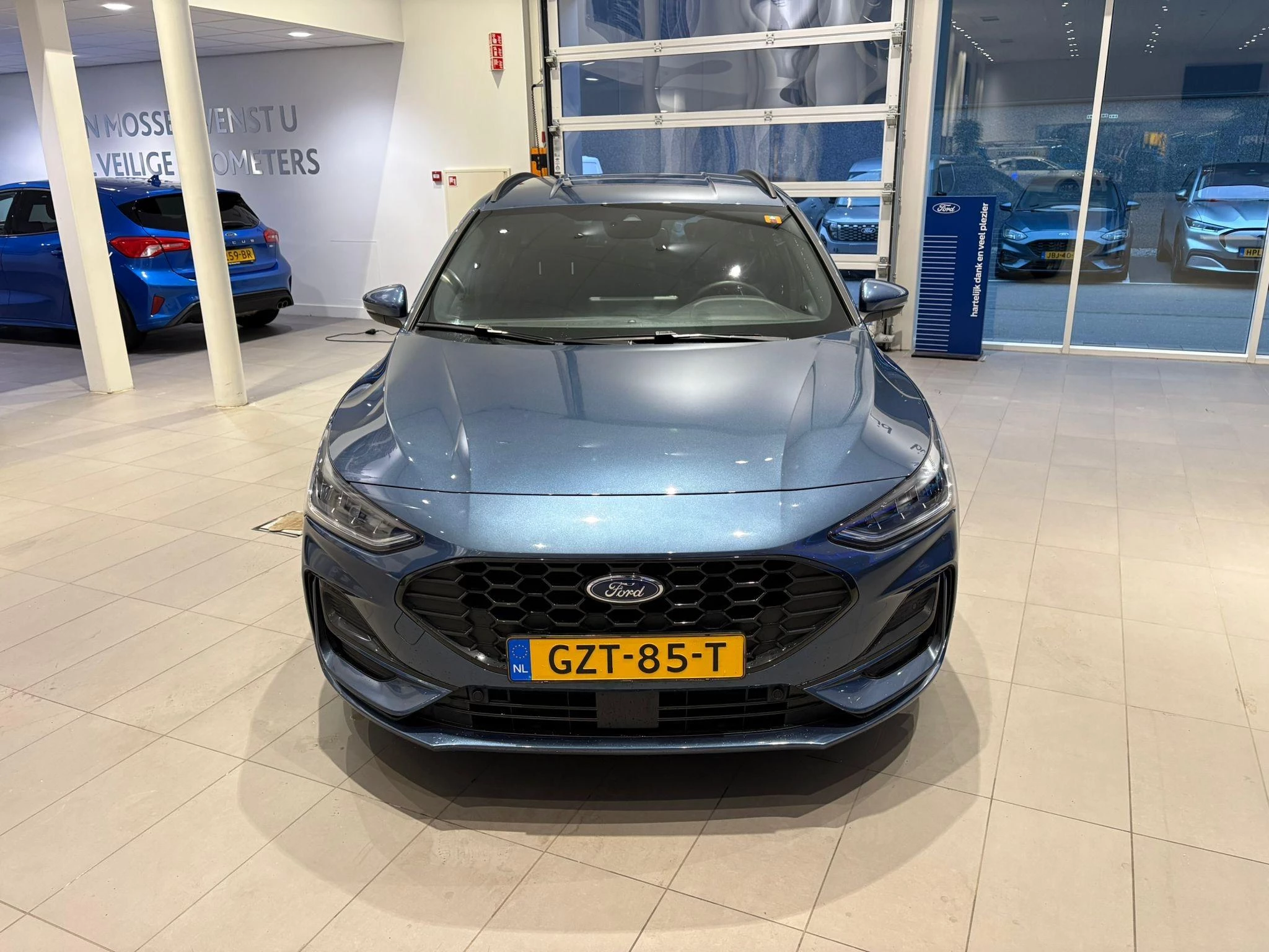 Ford Focus Wagon 1.0 EcoBoost Hybrid ST Line X